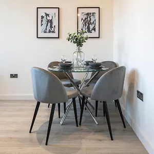 Apartment Stylish 2 Bed Close To, Bradford (West Yorkshire)