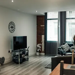 Apartment Bv Conditioning House Bradford, Bradford (West Yorkshire)